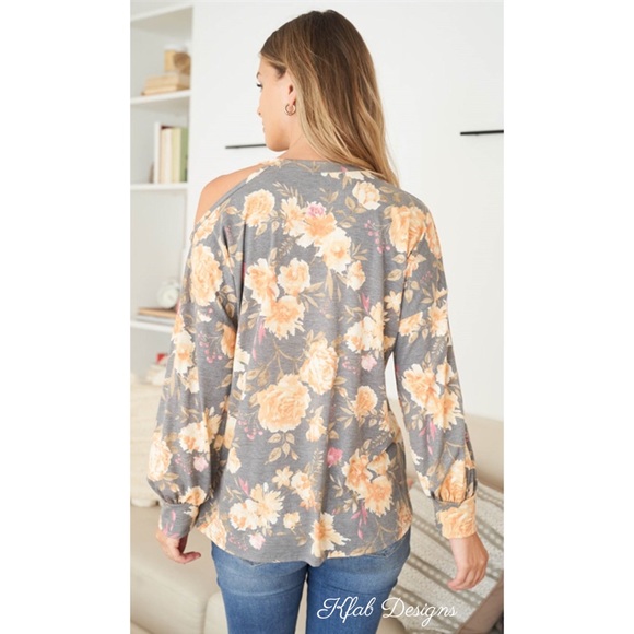 ❤️LAST! So Soft Floral One Cold Shoulder Sleeve Top - Picture 5 of 7